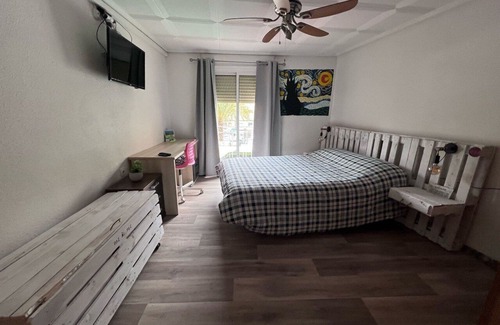 Elche Bed & Breakfast | La guarida ilicitana: centrally located, comfortable and with personalized services.