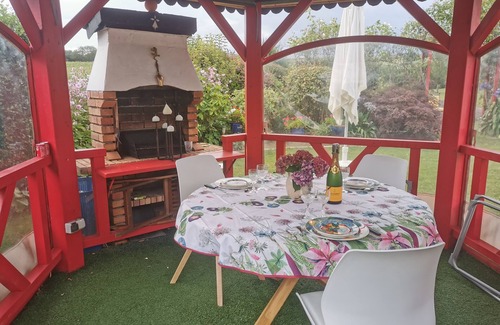 Binic-Etables-sur-Mer Cottage | La JacoBinic is a charming gite set between land and sea, 1.5 km from the beaches.