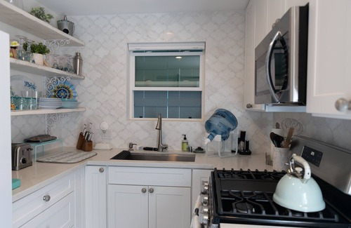 Olde Carlsbad House | "Lá Jacqueline En La Playa" Newly built Carlsbad cottage minutes from the beach.