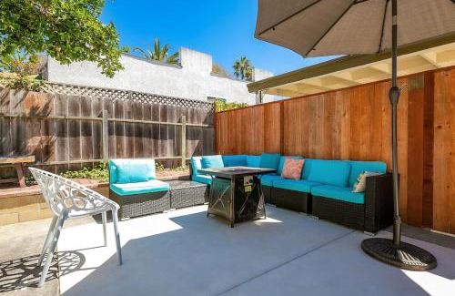 Beach Barber Tract House | La Jolla Oasis - Pet Friendly, Large Backyard, Walk2Beach & Location!