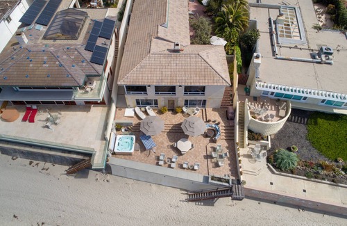 La Jolla Shores House | LA JOLLA SHORES OCEANFRONT Luxurious Home with BEACHFRONT Patio