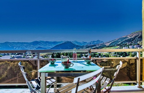La Toussuire Apartment | La Lauze by Interhome