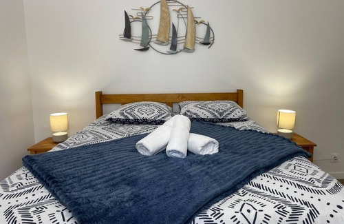 Longueil House | La Longère Bleue, family-friendly and comfort
