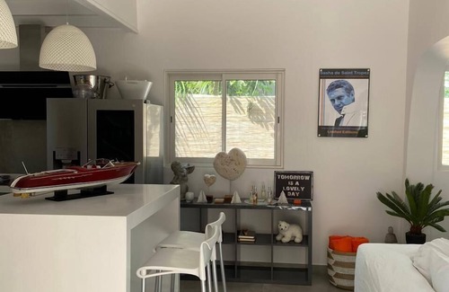 Maho House | La Madrague, cosy house with private pool few steps to the beach
