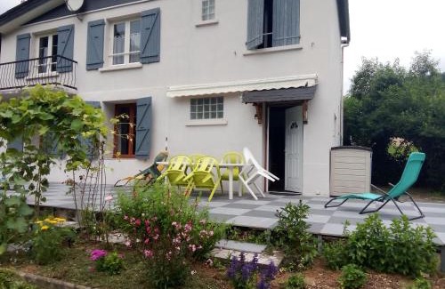 Ustou House | la maison blanche