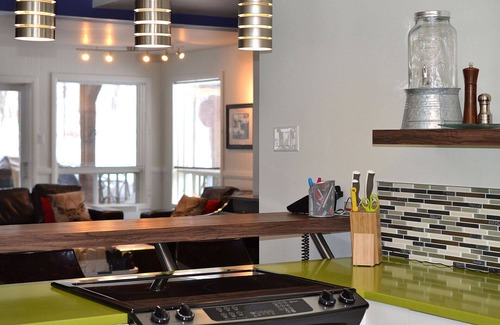 Chute-Saint-Philippe Ski Chalet | La Maison jaune: Spa, comfort, wifi