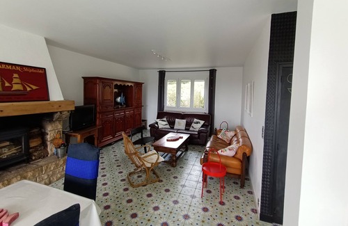 Crozon House | La Maison de l'Aber, magnificent view of the sea and the island of Aber.
