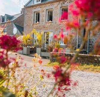 Pleudihen-sur-Rance House | La Maison des Gabariers - 3 gîtes de charme