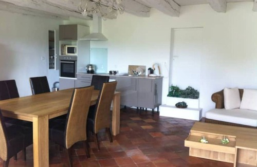 Salignac House | La Maison du Vignoble: Charme & Vue Panoramique