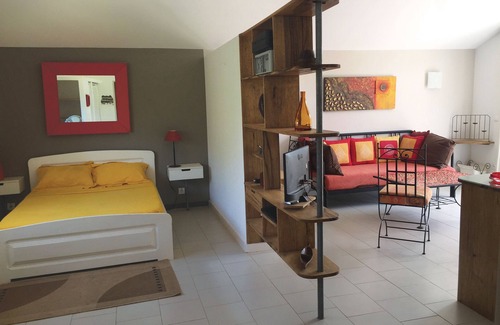 Popenguine Bed & Breakfast | La Maison Jaune Studio de Charme