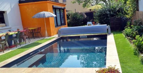 Romans-sur-Isere Apartment | La Maison Pop Appartement meublé indépendant avec jardin