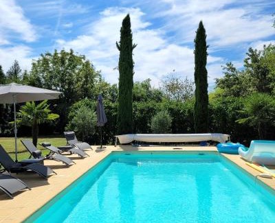 Genille Bed & Breakfast | La Maison Tuffeau Bed and Breakfast