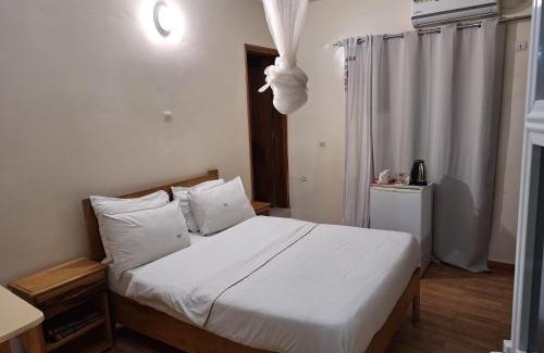Mboro House | La Mboroise