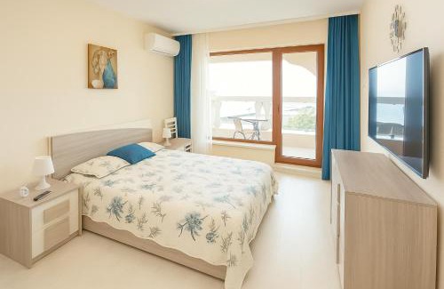 Primorski Apartment | La Mer Sea View & Beachfront Apartment