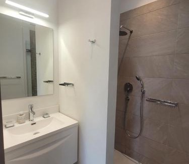 La Mivoie Villa | La Mivoie Beachfront with Private Pool