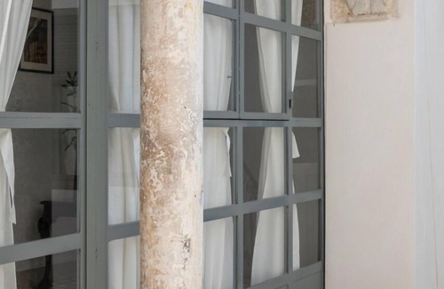 San Pedro Apartment | La Montesina House II Complete apartment in a 19th century mansion for 2 Pax