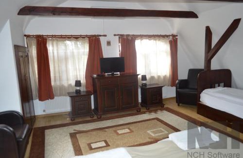 Noslac House | La Mos Pavel