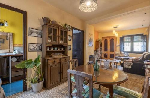 Fuente Vaqueros House | La nana de Lorca coqueta casa a 15 min de Granada