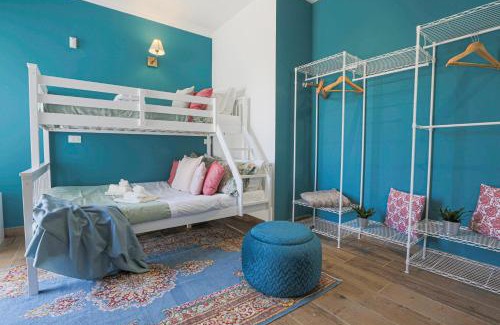 Desenzano del Garda Apartment | La Nike - Attico a Desenzano Centro, 10 Minuti dal Lungo Lago