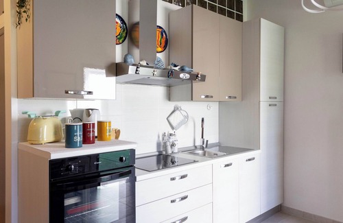 Arenella House | La Nuvoletta - Small villa 7 minutes from the beautiful Arenella beach