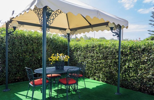 Arenella House | La Nuvoletta - Small villa 7 minutes from the beautiful Arenella beach