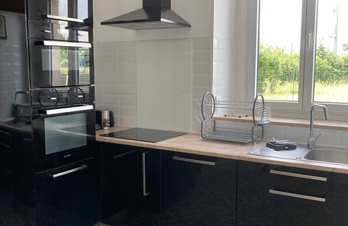 Borderes-sur-l'Echez Apartment | La Pépite : spa et terrasse (6 à 12 personnes)