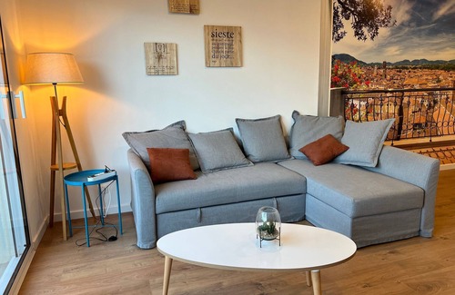 Saint-Clement-de-Riviere Apartment | La Pascaline, Appt 47m² 1er Étage Avec Belle vue
