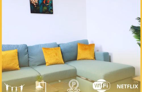 Amiens Nord Apartment | La Pause Franche - Familles et pros, parking, 2 sdb, 9 pers