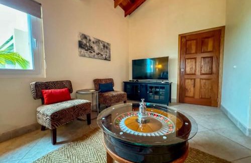 San Pedro House | La Perla Azul Beach House with Pool and 4 seater cart
