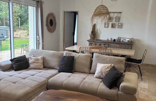 Pressignac-Vicq House | La Pierre Dorée - Private Jacuzzi - Romantic or family getaway Dordogne