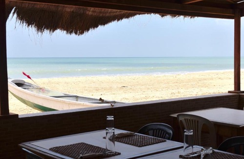 Popenguine Bed & Breakfast | La Pirogue