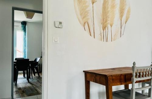 Clouange Apartment | La Plume Wifi Parking Un-Séjour-à-Part
