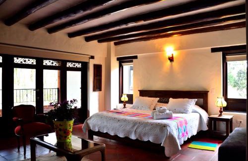 El Rosal Hotel | La Posada De Los Arcángeles
