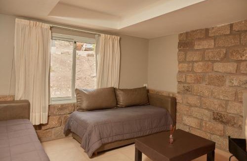 Cuyo House | La Quebrada Potrerillos - Lodges de Montaña