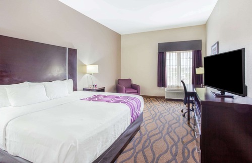 Luling Hotel | La Quinta Inn & Suites by Wyndham Luling