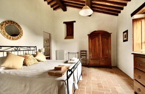 Pietralunga Other | La Rondinaia: 3 bed, 3 bath beautifully presented private house pool, free wifi