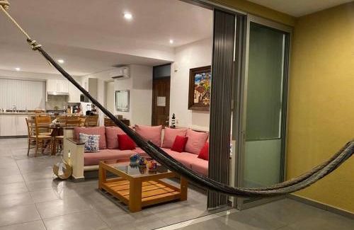 Ixtapa - Zihuatanejo Apartment | La Ropa Condo 5 min walk to the beach