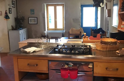 Chantemerle-les-Grignan House | La Salamandre Bleue - Charming B&B - Chantemerle lès grignan