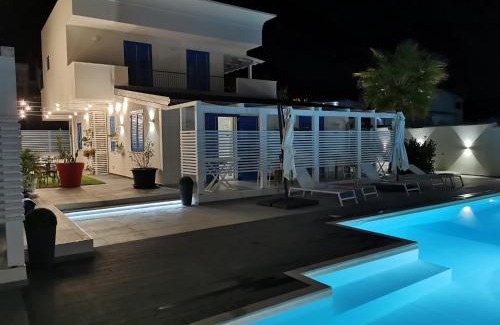 Realmonte Apartment | La Scala Suite