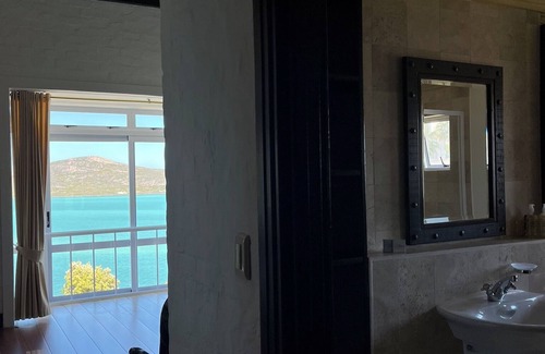 Langebaan House | La Shack With Gorgeous Views