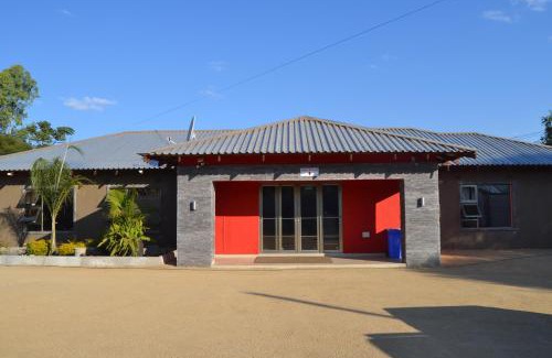 Francistown House | La Signature Guest house