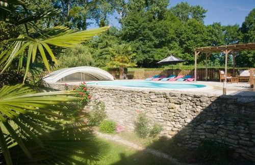 Fours-en-Vexin Bed & Breakfast | La suite des charmelines