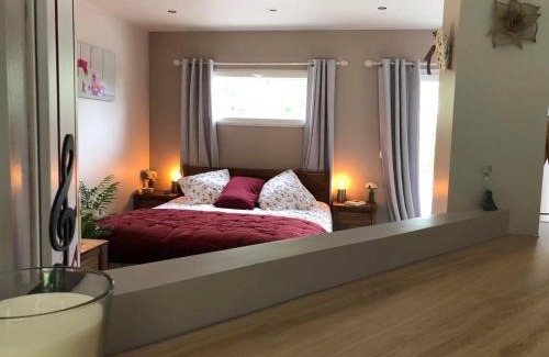 Fours-en-Vexin Bed & Breakfast | La suite des charmelines