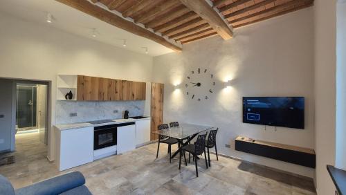 Castagneto Carducci Apartment | La Suite di Samuele