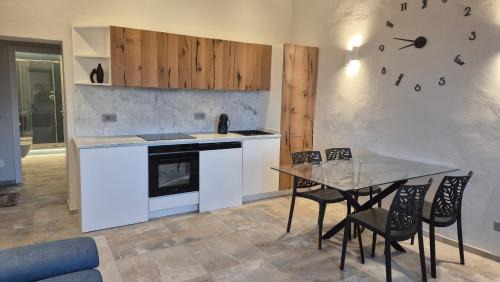 Castagneto Carducci Apartment | La Suite di Samuele