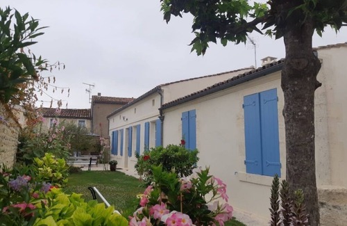 Talmont-sur-Gironde House | La Talamo : Furnished accommodation in Talmont-sur-Gironde.