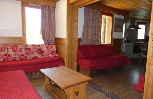 Les Avanchers-Valmorel Apartment | La Terrasse 1/2 - Spacious ski-in ski-out apartment