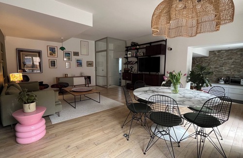 Cuire House | La Terrasse des épices: Town house very close to Lyon, Private swimming pool