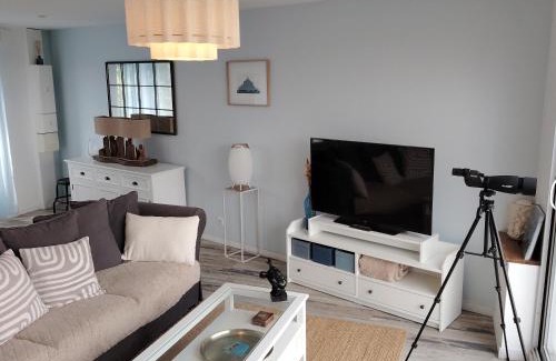 Roz-sur-Couesnon Apartment | La Terrasse du Mont St Michel, vue imprenable, appartement cosy pour 4 pers