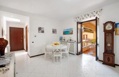 Olginate Apartment | La Terrazza Di Basilio - Vista Lago